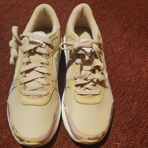 Nike Women's Beige Sneakers